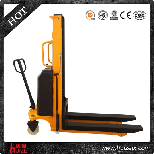 1T2.5M半電動(dòng)堆高車(chē) 1T2.5M半電動(dòng)堆高車(chē)